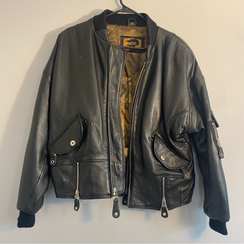 Vintage Fox Run Black Leather Men's Bikers Jacket Zipper Front